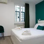 Apartment Lev