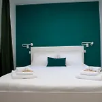 Apartment Lev